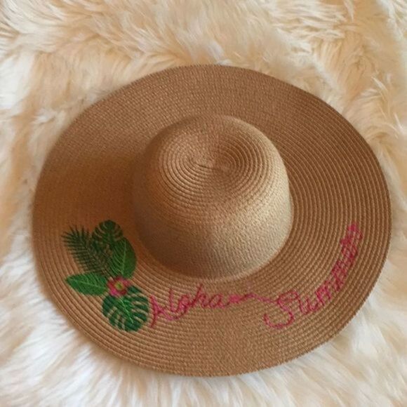 Adorable Loft Pool/Beach Hat - Picture 1 of 3